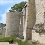 Appartement :   suite Privée Au Pied De La Cathédrale  Laon