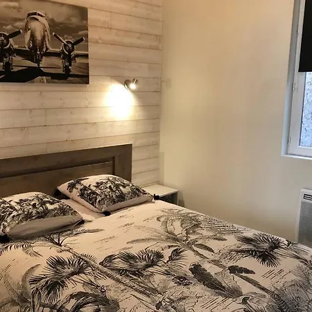 : « suite Privee Au Pied De La Cathedrale » Апартаменты Лан