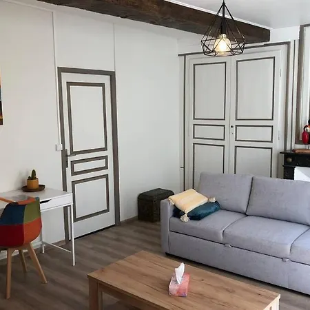 : « suite Privee Au Pied De La Cathedrale » Апартаменты