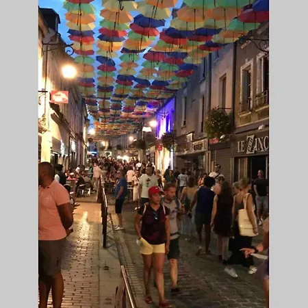 : « suite Privee Au Pied De La Cathedrale » Лан