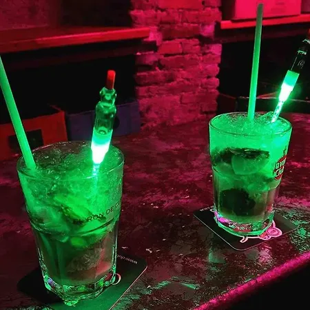 : « suite Privee Au Pied De La Cathedrale » * Лан