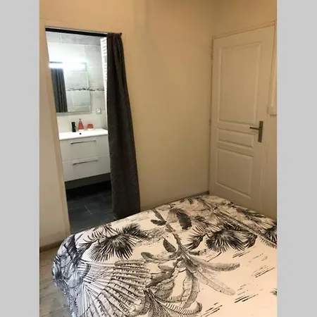 : « suite Privee Au Pied De La Cathedrale » * Лан